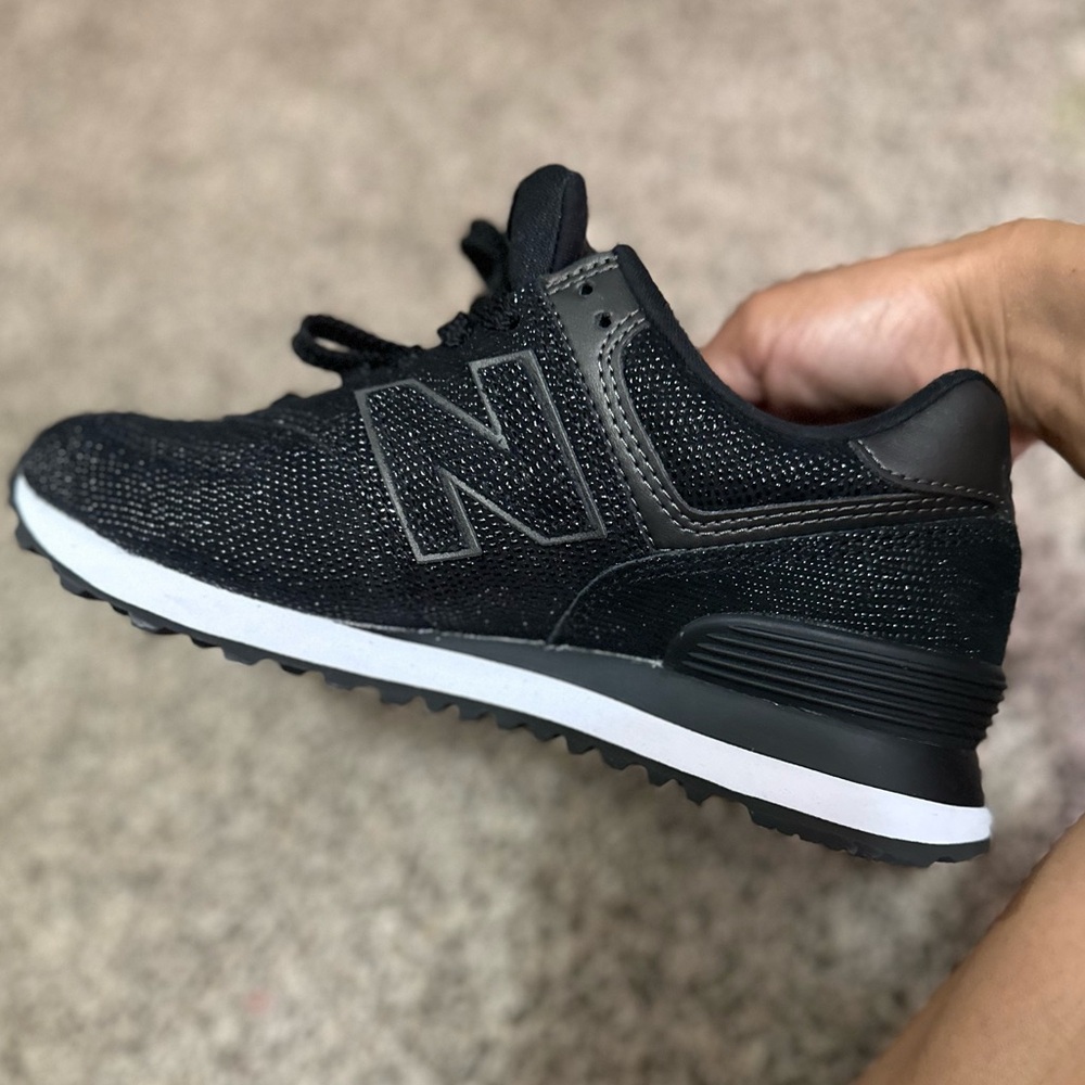 New Balance Black Sneakers